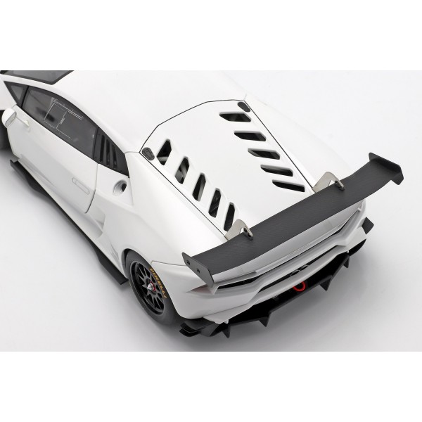 Lamborghini Huracan Trofeo of manufacture 2016 white