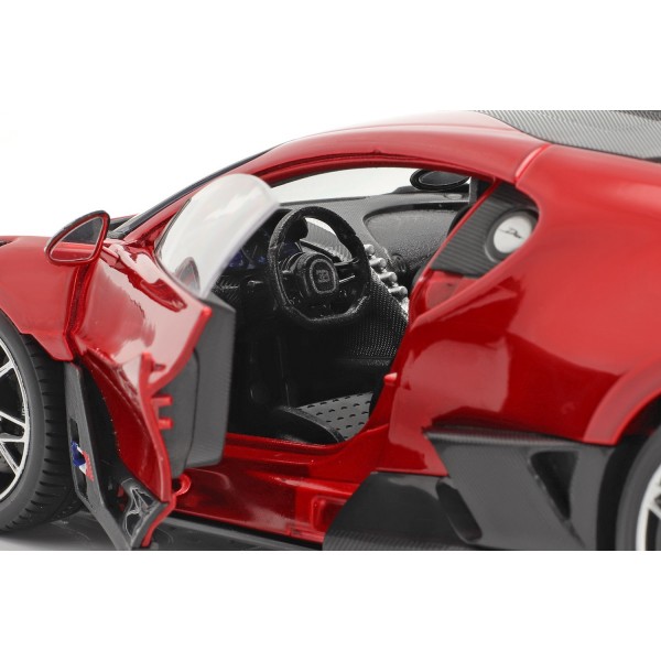 Bugatti Divo Année de construction 2018 rouge / noir 1/18