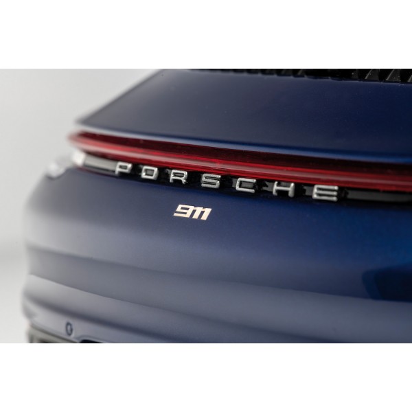 Porsche 911 (992) Carrera 4S Cabriolet - 2020 - Enzian Blaumetallic 1:8