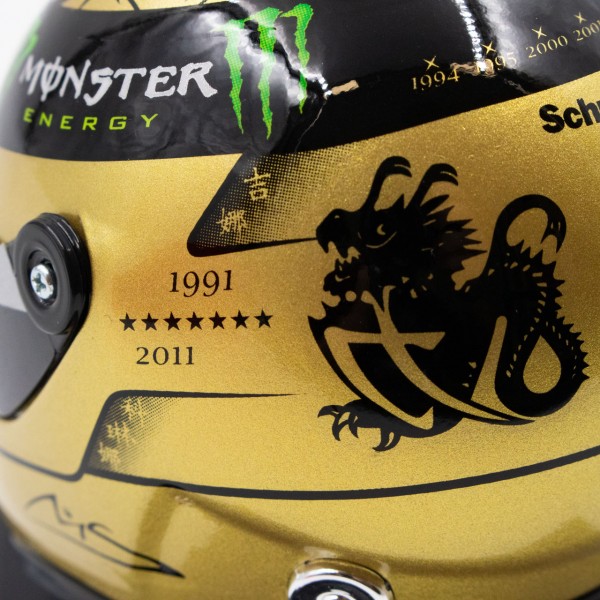 Casco d'oro Michael Schumacher Spa 2011 1/4