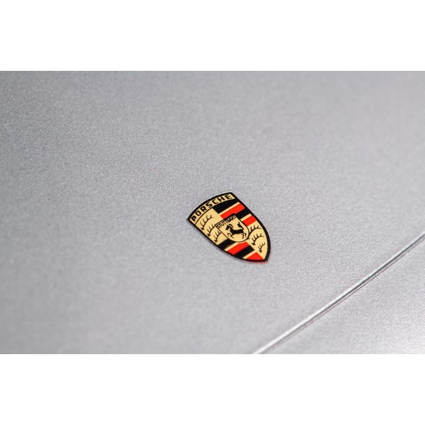 Porsche 911 (992) Carrera 4S - 2020 - Plata metálica 1/8