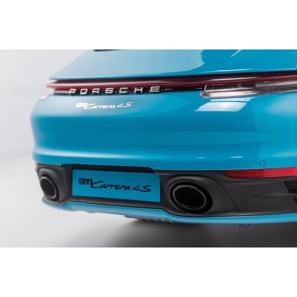 Porsche 911 (992) Carrera 4S Cabriolet - 2020 - Miami blue 1/8