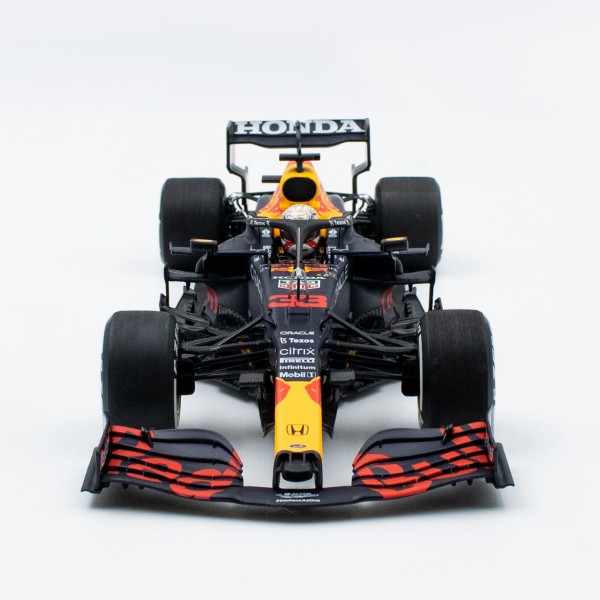 Max Verstappen Red Bull Racing Honda Formel 1 Abu Dhabi GP 2021 1:18