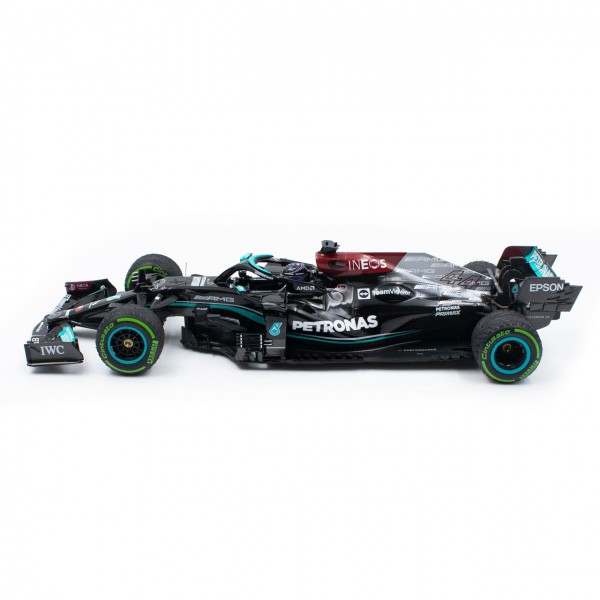 Lewis Hamilton Mercedes AMG Petronas W12 F1 Sotchi GP 2021 1:18