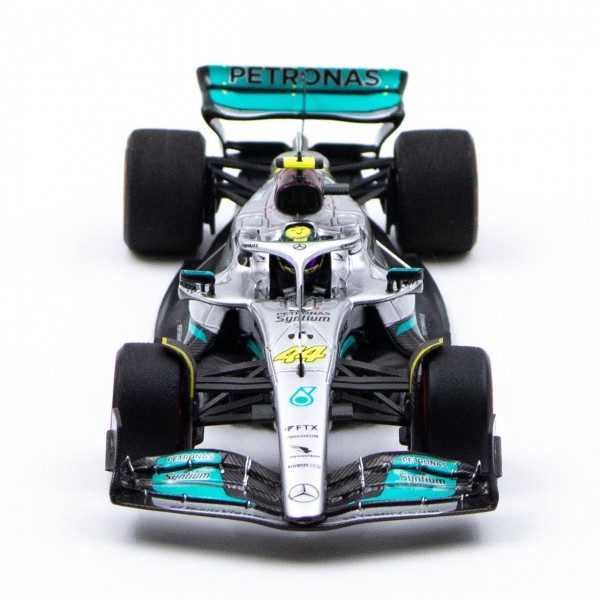 Mercedes AMG Petronas F1 Team W13 Hamilton / Russell 2022 1:43