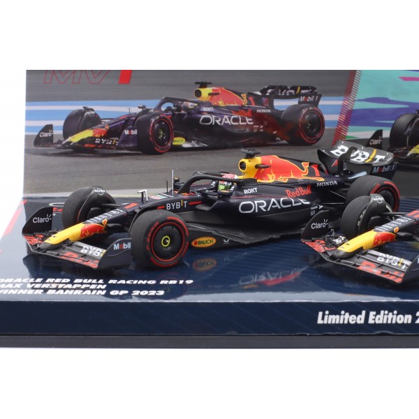 Oracle Red Bull Racing Verstappen / Pérez Formel 1 2023 1:43