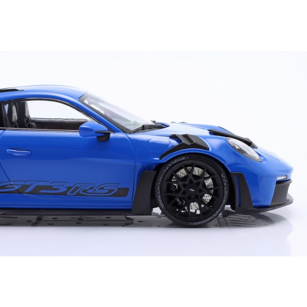Porsche 911 (992) GT3 RS 2023 blau / Decor schwarz 1:18