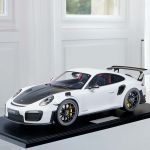 Porsche 911 (991.2) GT2 RS - 2018 - white 1/8