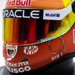 Sergio Pérez casco in miniatura Disney Formula 1 GP del Canada 2023 1/4