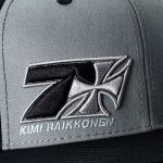 Kimi Raikkkonen Cappello Cross Seven a visiera piatta grigio