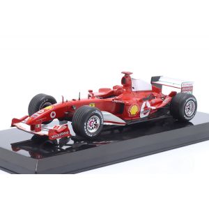 Michael Schumacher Ferrari F2004 #1 Formel 1 Weltmeister 2004 1:24